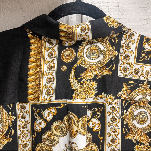 Fashion Nova Want To Have It All Collared Shirt - Picture 7 of 7